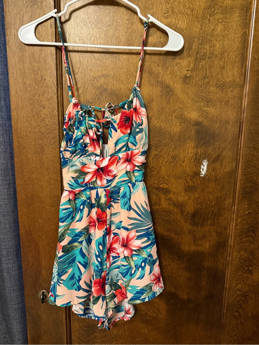 Lulu's Peach Floral Spaghetti-Strap Romper with Teal Leaves